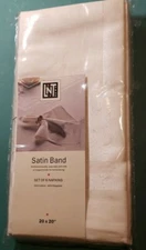 NEW! LNT Linens N Things Fabric Restaurant Quality (6) Ivory Napkins 20"x20" 