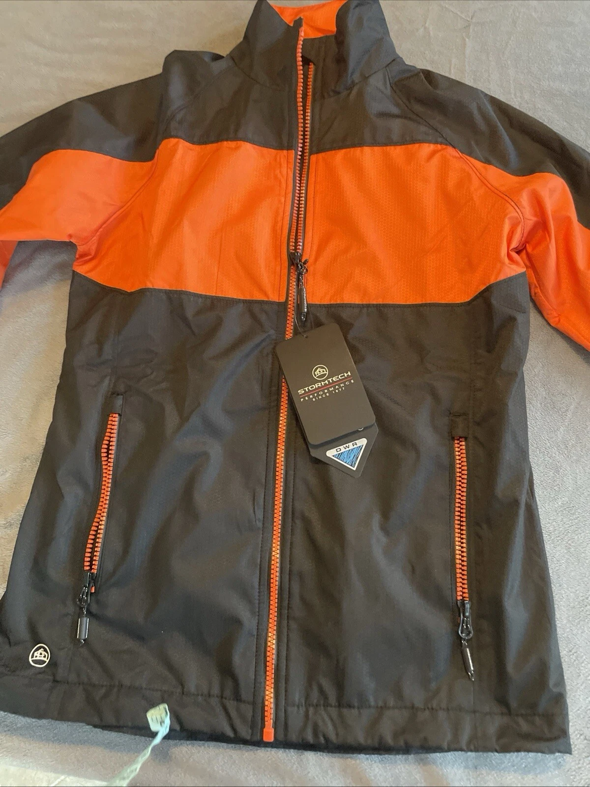 Storm text Men’s Extra Small Coat/ Rain Jacket New With Tags