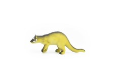 Coati, White Nose Coatimundi Toy Very Nice Plastic Animal, 2 1/2 " CWG132
