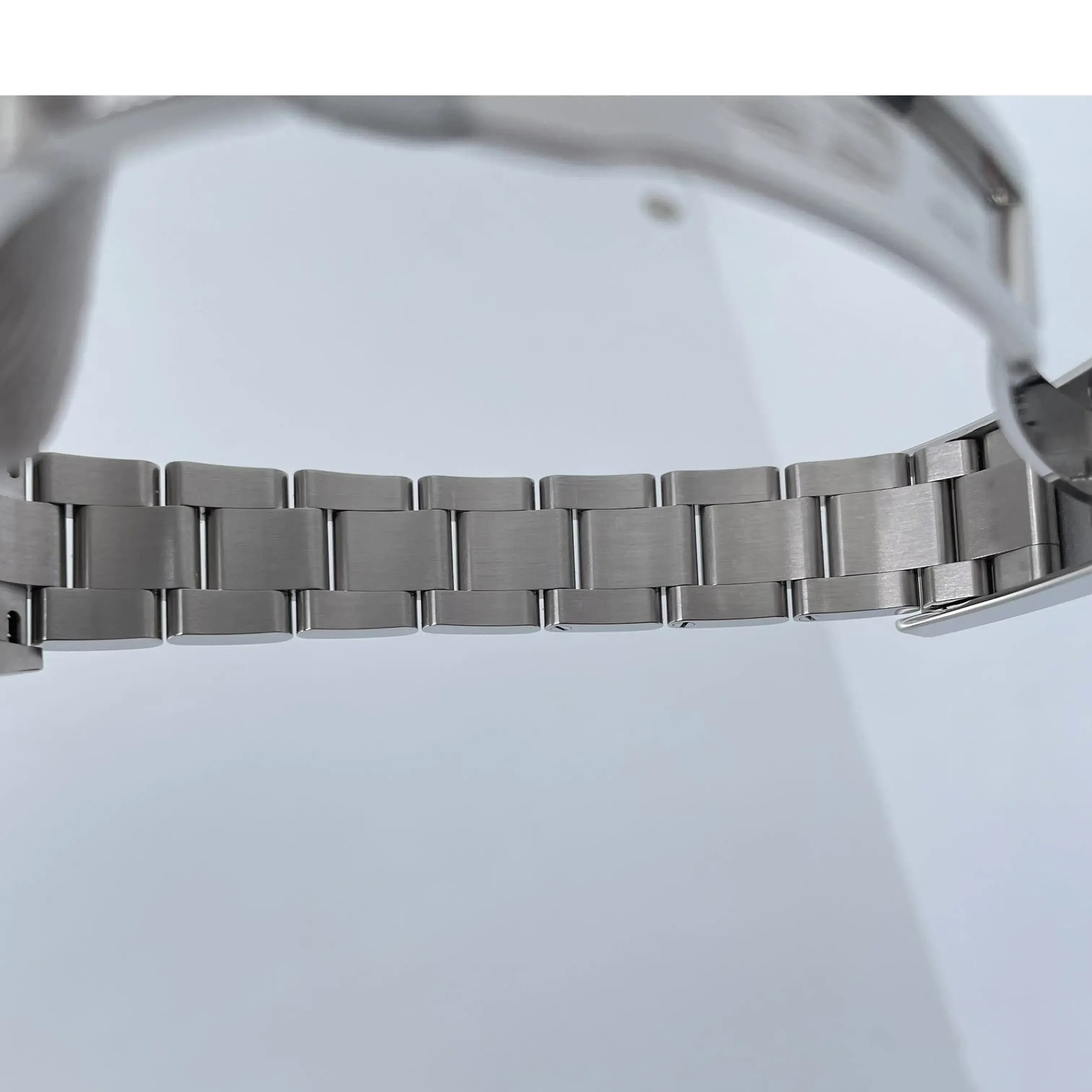 2024 New Rolex 277200 Oyster Perpetual 31mm Steel Silver Dial Watch image 8