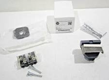 Allen Bradley 800H-WK42A Gray Flip Lever Operator New In Box USA Stock