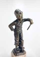 ANTIK S.SCHWALENBERG BRONZE FISCHERJUNGE KATZE SIGNIERT SKULPTUR