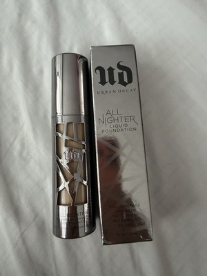 Urban Decay All Nighter flüssige Foundation - 4,5 Farbtöne - 1,5 Oz. Neu im Karton