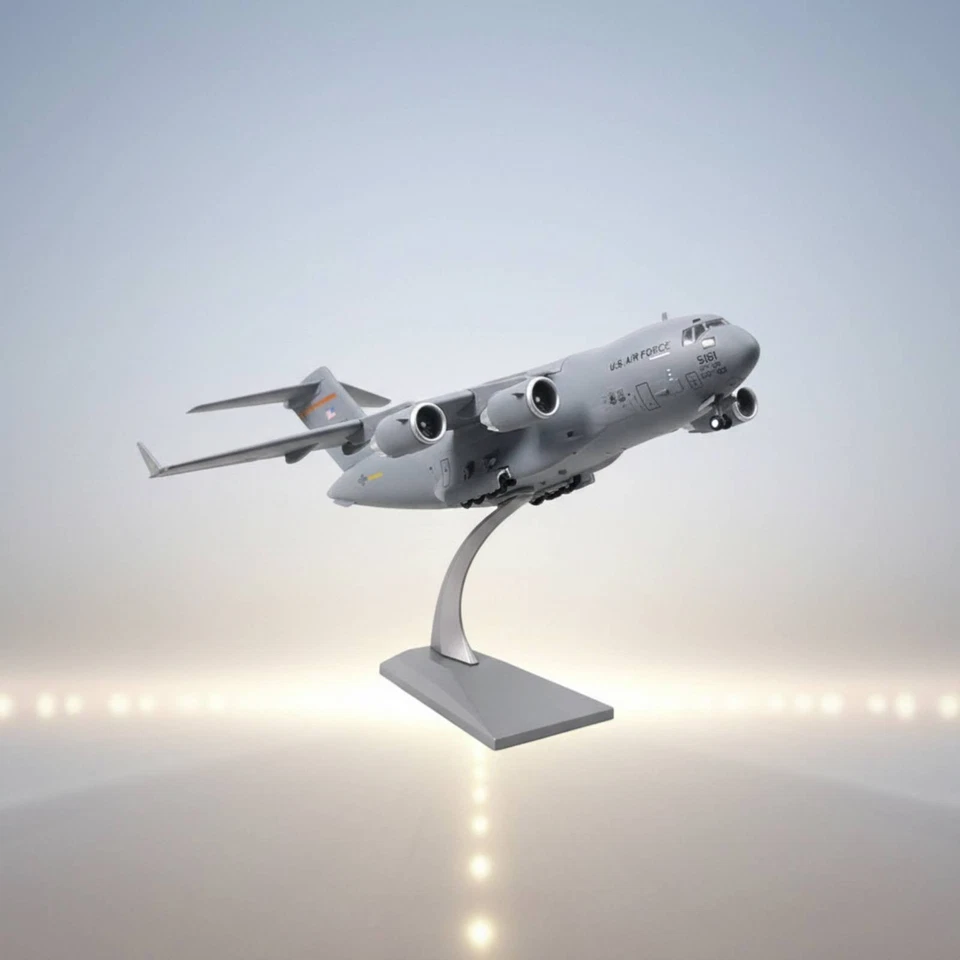 Maquette D'avion Militaire C-17 Détails Fins Maquette C-17 Moulé sous Pression - Photo 1/4