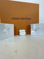 AirPods Pro 2nd Generation MagSafe Charging Case USB-C White Sealed Brand New