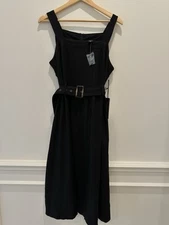 Nicole Miller Collection Black Dress Size Large Belt And Bottoms On Side