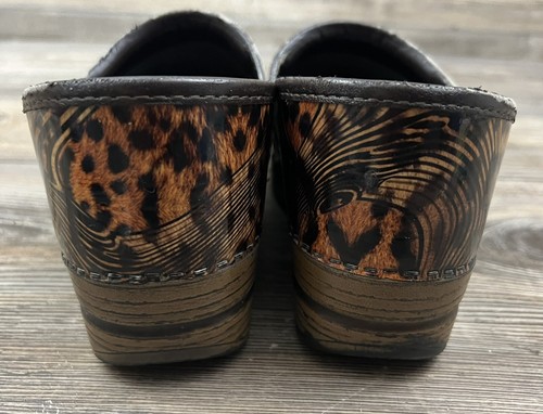 Dansko Women's Size EU 39 (US 8) Shoes Nursing Work Clog Cheetah Print - Picture 18 of 21