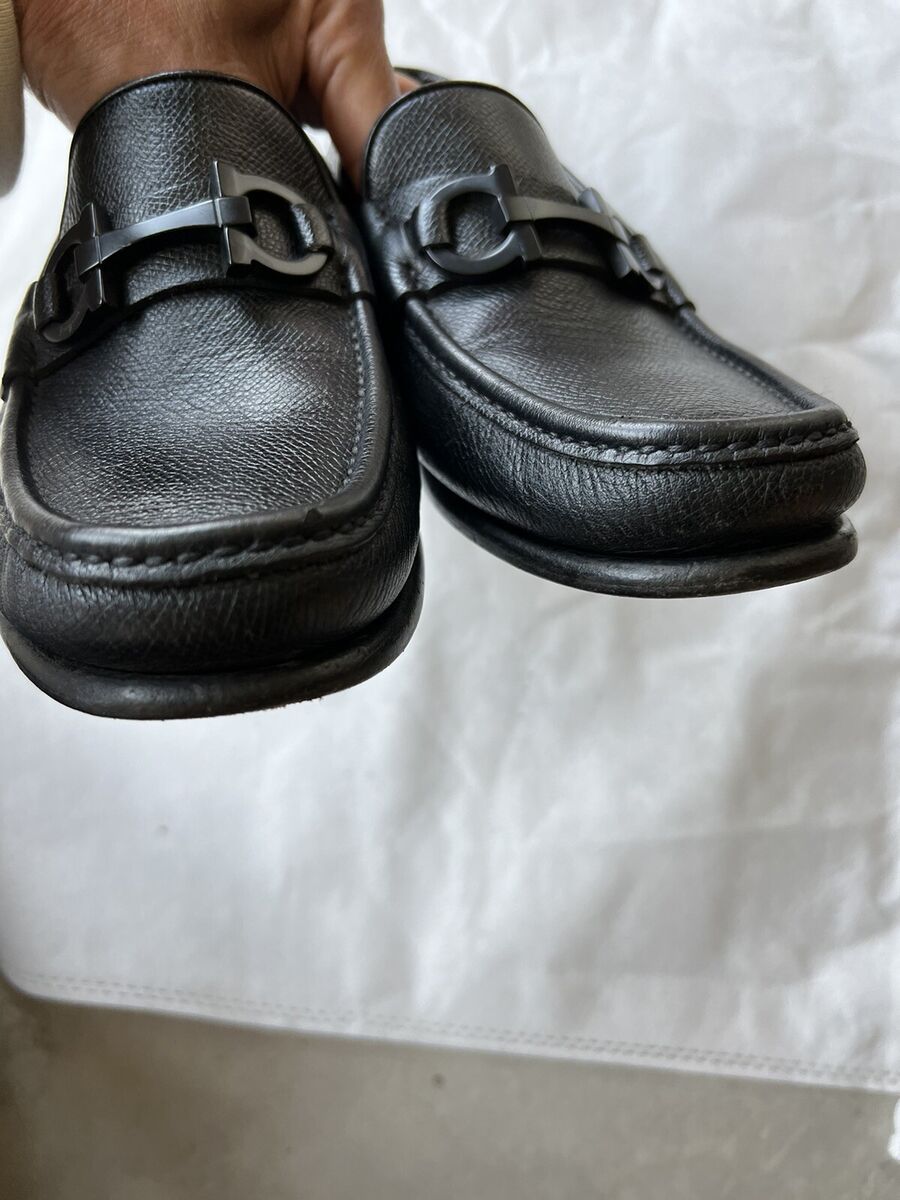 Salvatore Ferragamo Classic Gancini Loafers Shoes 6.5 wide Salvatore Ferragamo Classic Gancini Loafers Shoes 6.5 wide