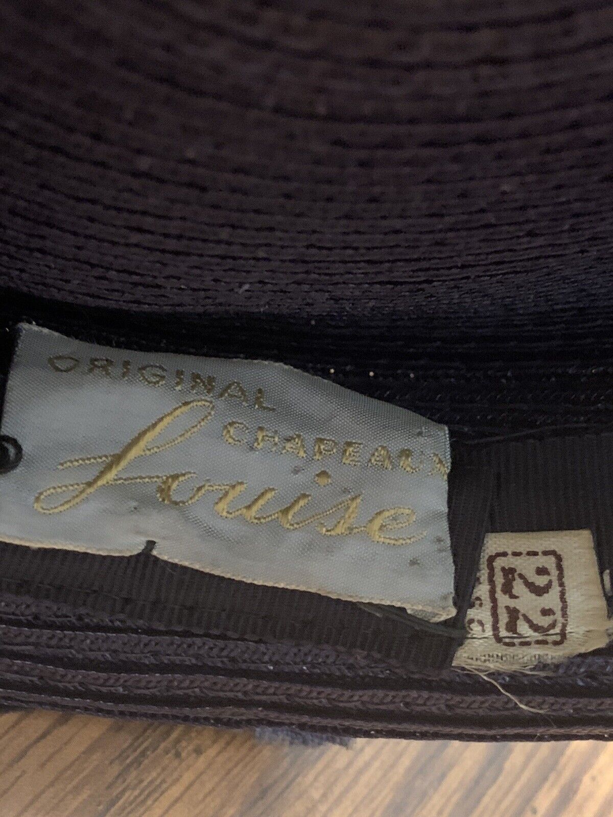 Vintage ORIGINAL CHAPEAUX LOUISE Ladies Hat, Navy… - image 4