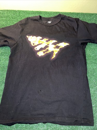 Roc Nation Paper Planes flame Black T 