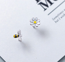 Silver Lovely Yellow White Flower Daisy & Honey Bee Pave CZ Stud Earrings