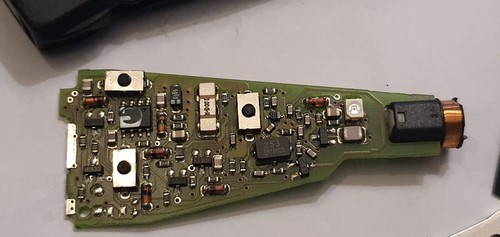 Mercedes Schlüsselanhänger Fernbedienung 2107660906 PCB: 979701B Siemens 3 Tasten 433,92mhz - Bild 4 von 6