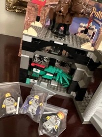 LEGO 4706 Harry Potter Hogwarts Castle Set 100% Complete W/ Manual Retired 2012