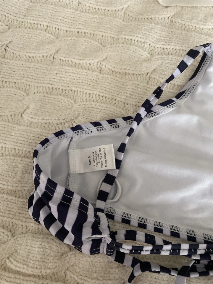 Lote 2 Bralettes Mujer Roxy Blanco. Raya negra sin marca Med Foto 4 de 4