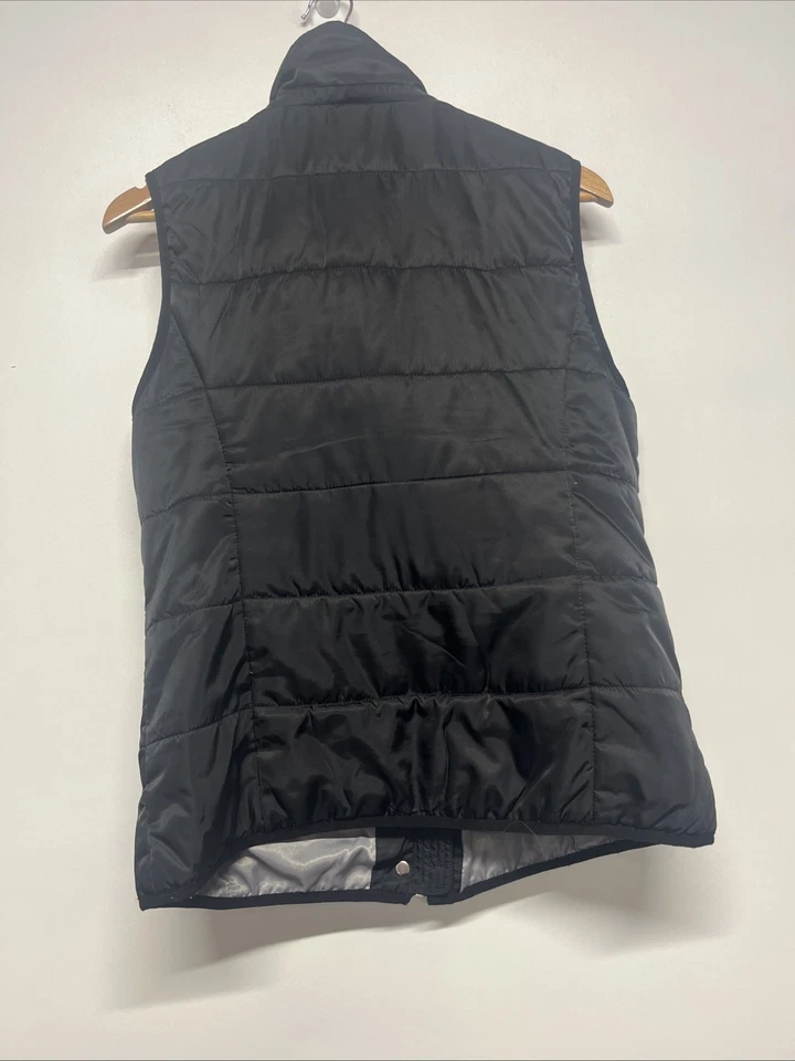 Chaleco Vince Camuto para mujer grande acolchado negro Foto 4 de 4