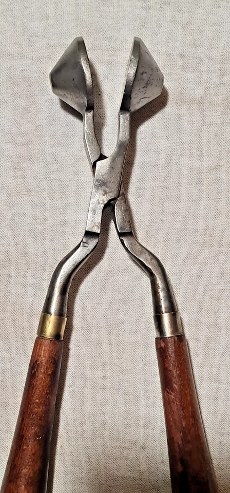 ANCIEN FER A FRISER EN METAL ET BOIS N°34 - Photo 3/4