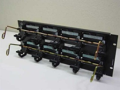 Lucent Telephone Cable Rack Patch Panel for 19'' Rack-Mount Enclosure - BLACK