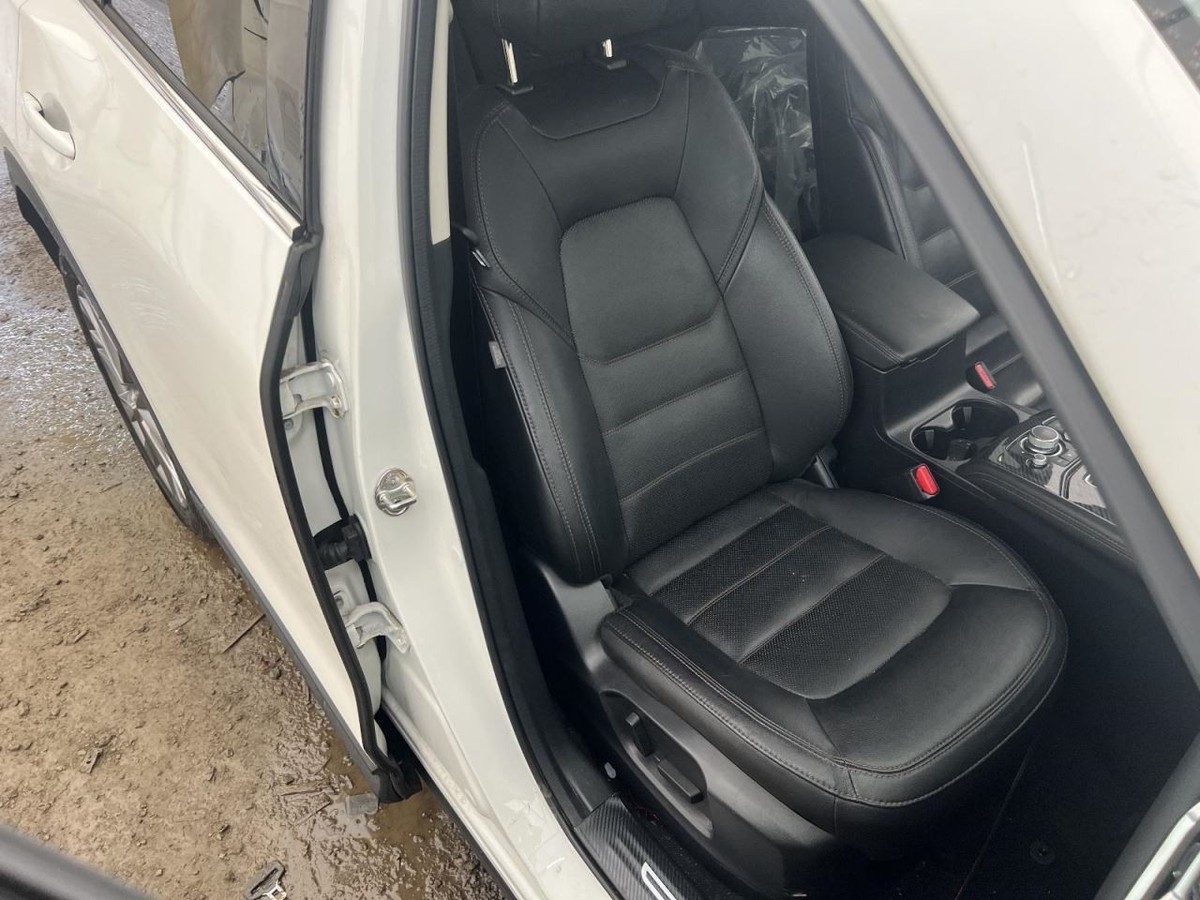 Passenger Front Seat Bucket Leather Fits 20-23 MAZDA CX-5 204404