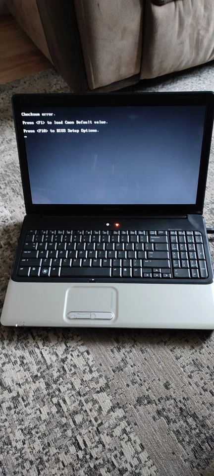 HP Compaq Presario CQ61 laptop Intel Celeron Dual-Core 1.8GHz, Notebook 455GB HD - Image 3 of 4