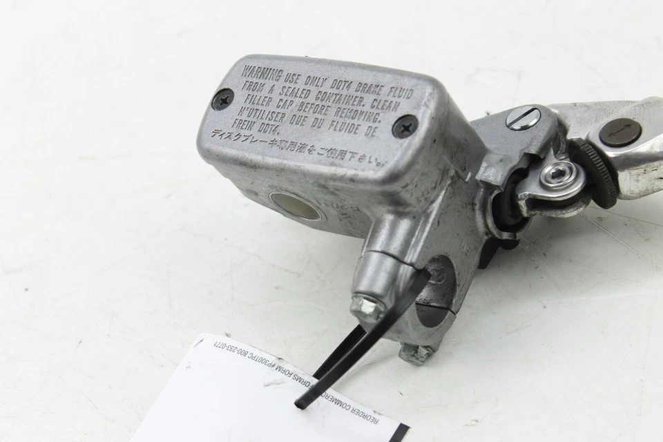 Главный цилиндр переднего тормоза 96 Honda Interceptor 750 Vfr750f 45510-MZ7-305 - Изображение 2 из 4