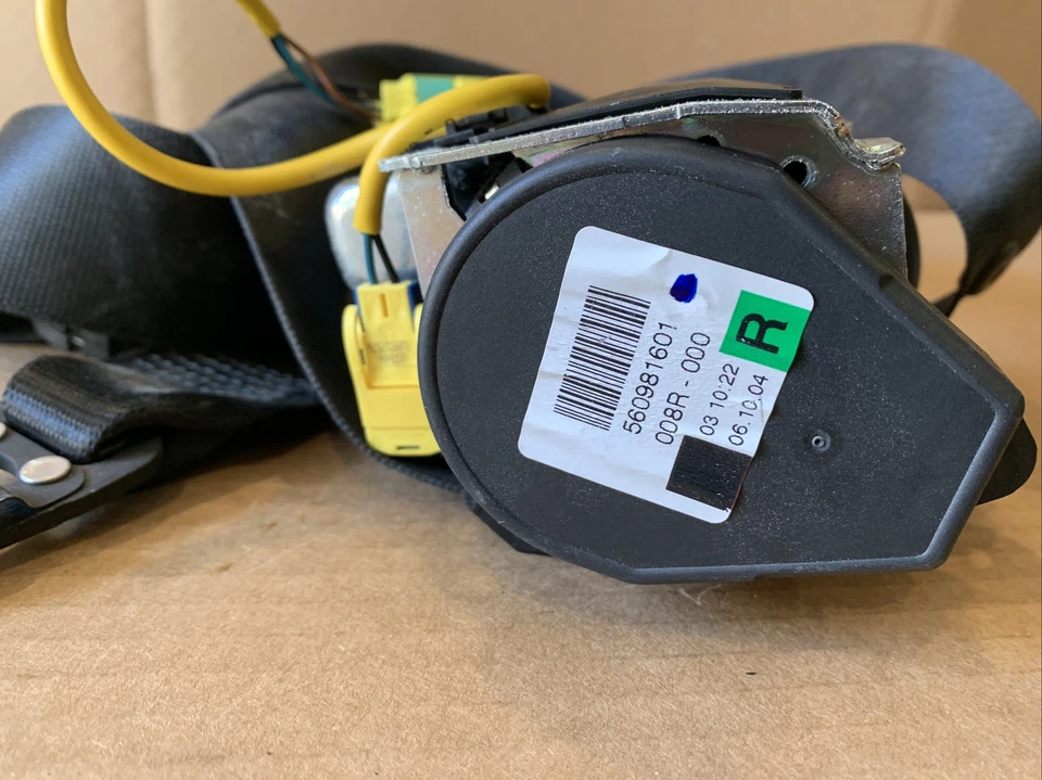 1998-2004 PORSCHE CAYENNE RIGHT FRONT Seat Belt 560981601, 95580300101HCP - Image 2 of 4