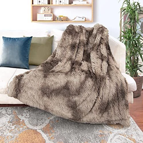 Decorative Extra Soft Faux Fur Blanket Queen Size 80