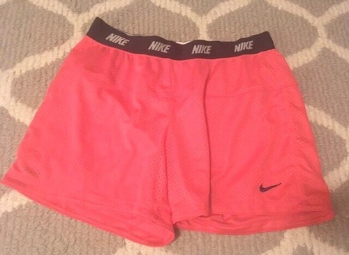 NWT Nike Reversible Hot Pink Dri-Fit Mesh Shorts Girls XL OR Women’s XS - Picture 3 of 4
