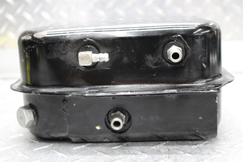 Harley-Davidson Sportster 1000 XLCH 1973 tanque de aceite con varilla de punta (tiene video) Foto 4 de 4