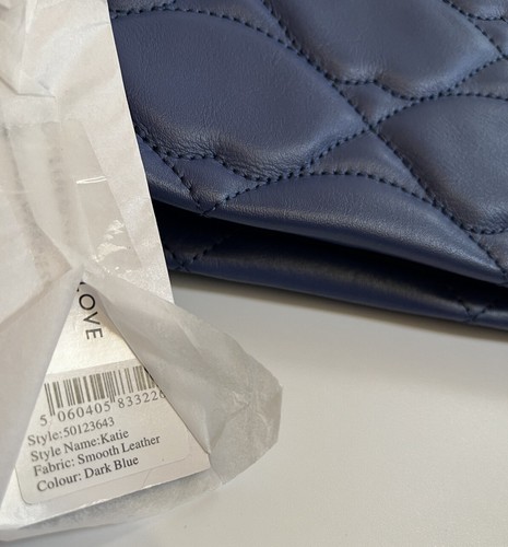 LULU GUINNESS KATIE BLUE SMOOTH QUILTED LEATHER LIPS TOP ZIP WRISTLET CLUTCH BAG - Picture 7 of 23