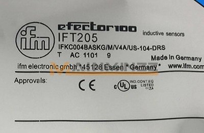 ONE NEW IFM proximity switch IFT205 *cm