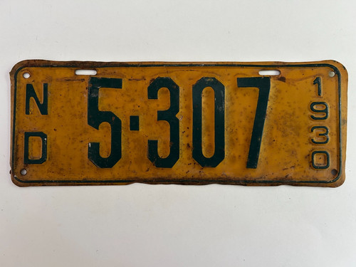 1930 North Dakota License Plate All Original Paint 4 Digit Low Number