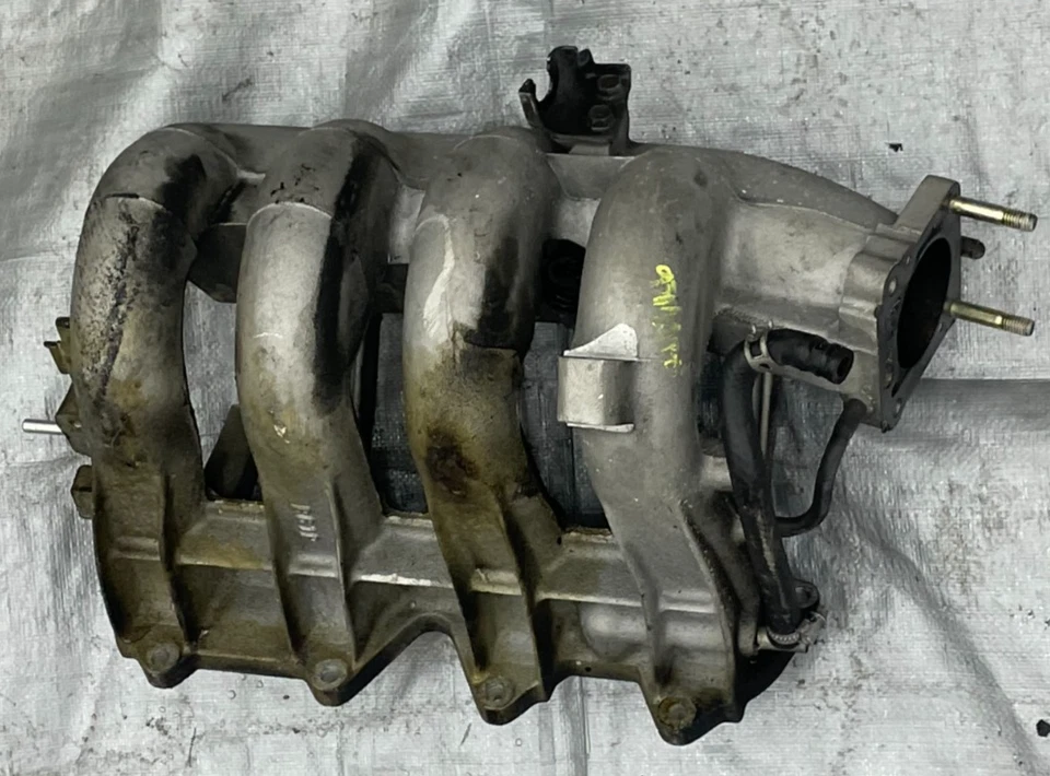 1990–1993 Mazda Miata MX-5 Intake Manifold OEM B61P‑13‑100D 90-93 - Image 3 of 4
