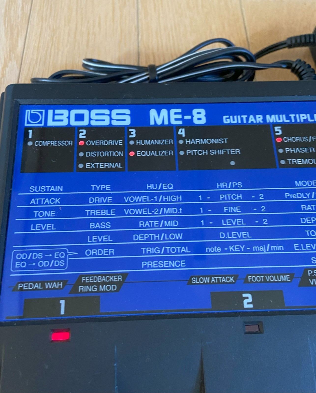 Boss ME-8 Guitar Multi-Effects Pedal  Adapter Included  Used free shipping