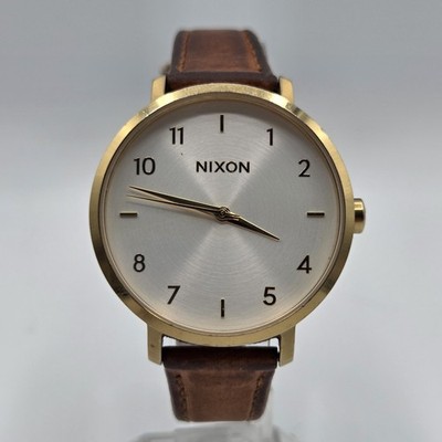 Nixon Ladies Quartz Watch 171 Point It Arrow Leather New Battery Goldtone SS
