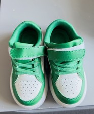 Boys Green Coloured Shoe 3-4 Years Old