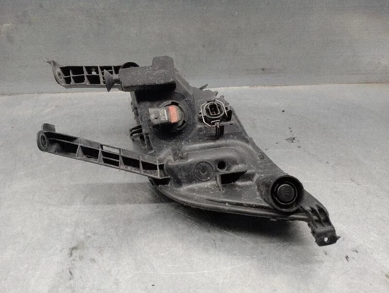 13293619 faro antiniebla derecho para OPEL ASTRA J LIM. 1.7 16V CDTI 5010890 - Imagen 4 de 4