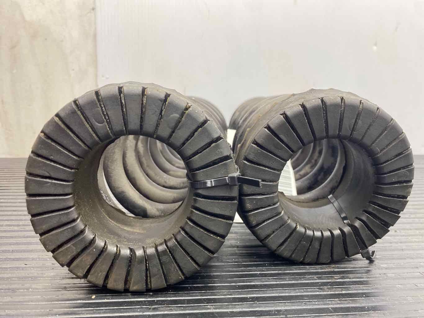 2014 - 2020 MASERATI GHIBLI OEM LEFT & RIGHT REAR COIL SPRING SET (2) *57K*