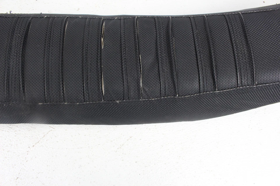 Assento Husqvarna 125-450 HR5705 2019-2020 - Imagem 4 de 4