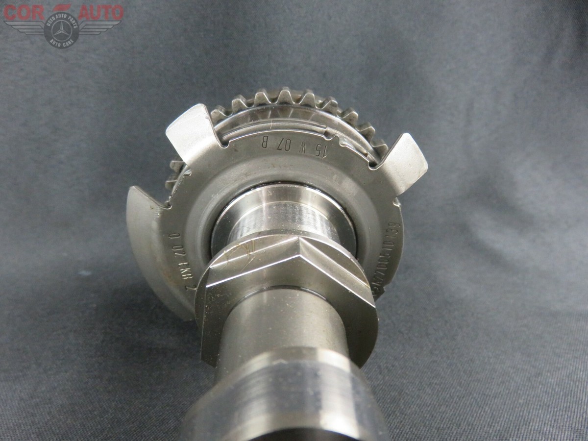 Mercedes Benz C63 AMG Engine Camshaft Intake Left Side M177 15 19  