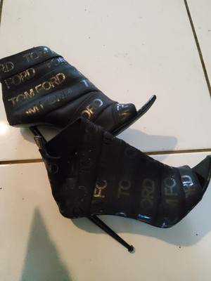 Tom Ford black logo print suede zip pointed toe stiletto ankle bootie sz eu 37