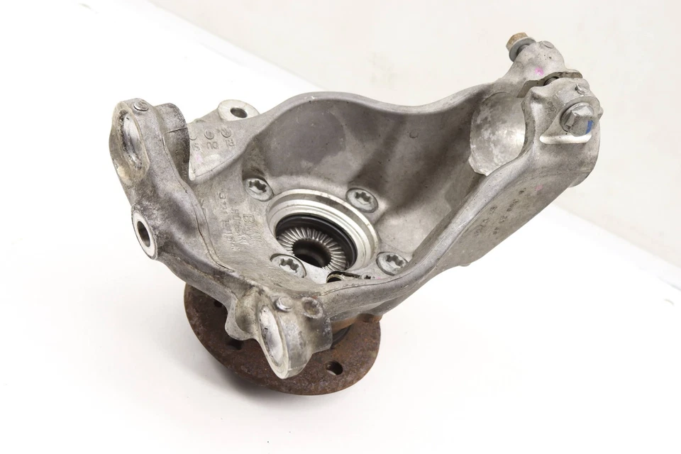 2014-2015 BMW 335I GT XDRIVE - Front LEFT Spindle Knuckle W/ Wheel Bearing - Image 2 of 4