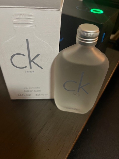 Calvin Klein CK One (CK1 ) 6.7 oz EDT Spray Unisex Perfume 200 ml