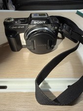 Sony Cyber-shot DSC-H3 8.1MP Digital Camera - Black