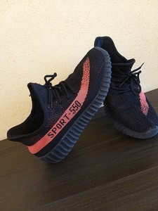 yeezy sport 550