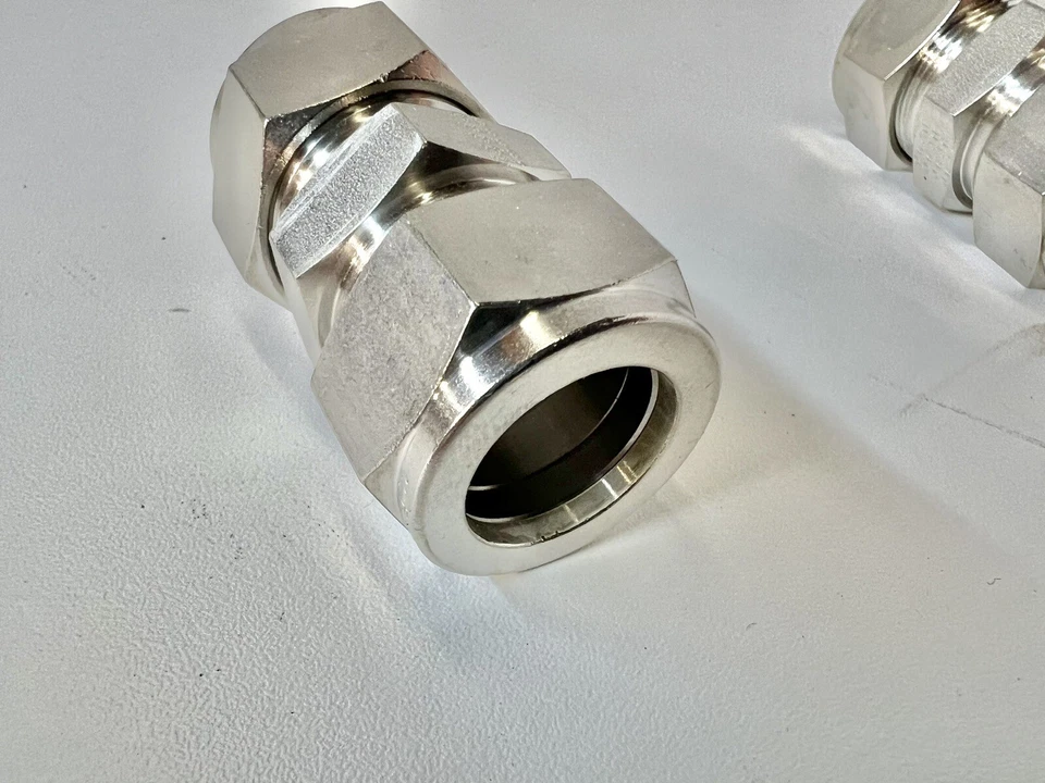 4-Parker 3/4” Stainless Steel Compression Fittings-1 Male-Brand New As Pictured - Image 3 of 4