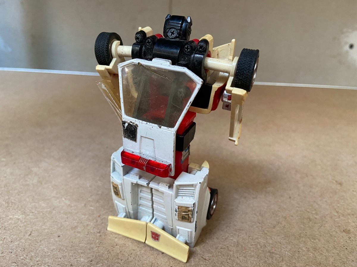 Transformers G1 1985 RED ALERT loose figure takara japan 3 Transformers G1 1985 RED ALERT loose figure takara japan 3