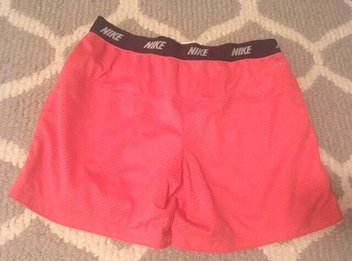 NWT Nike Reversible Hot Pink Dri-Fit Mesh Shorts Girls XL OR Women’s XS - Picture 4 of 4