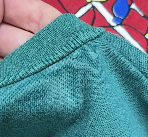 Vintage Kid’s Size 6 - Peanuts Green Christmas Print Sweatshirt Chimney Sleigh - Picture 4 of 8