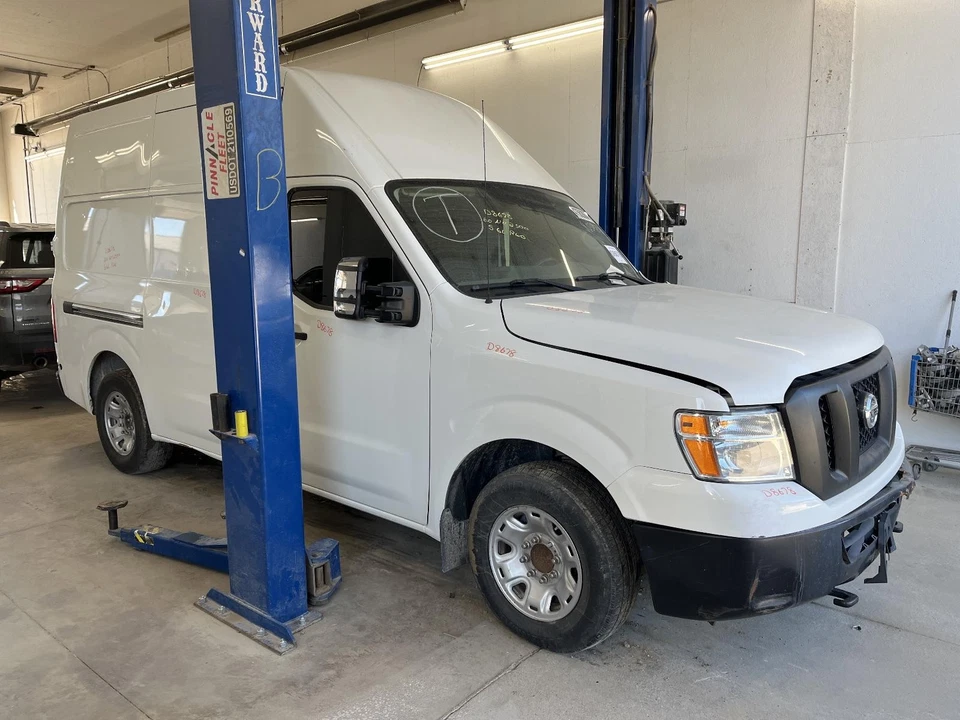 Used Front Right Seat Belt Front fits: 2020 Nissan Nv 2500 bucket passenger retr - Image 4 of 4