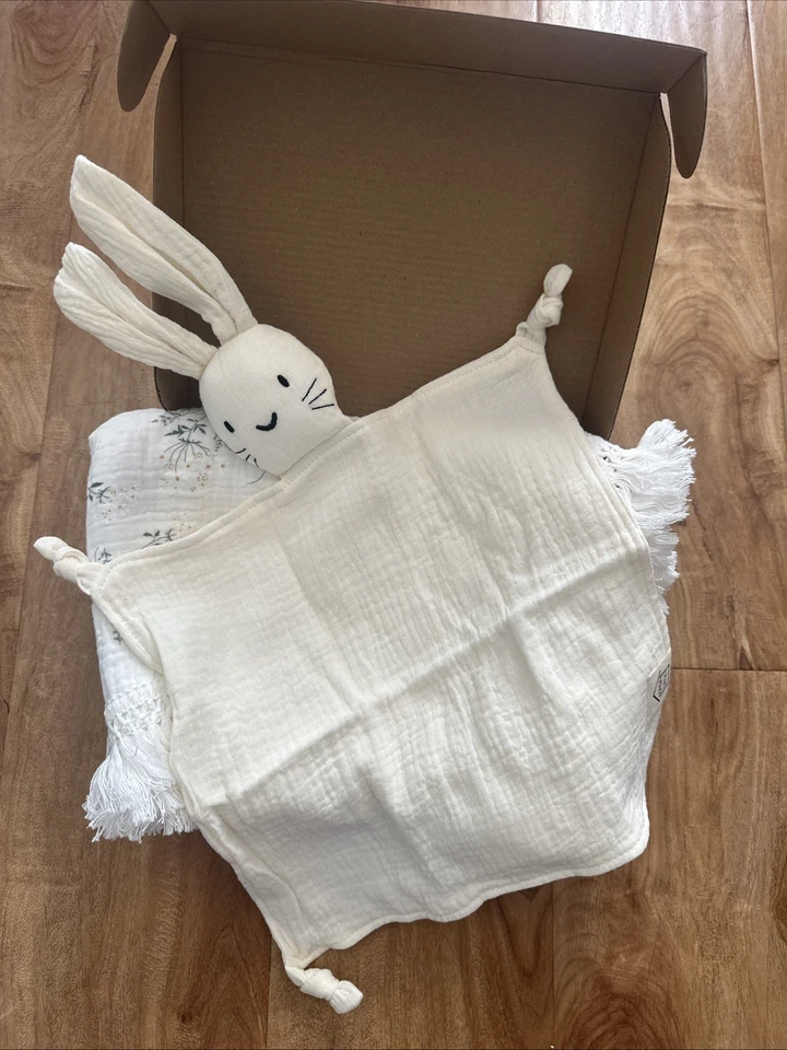 Manta floral 100 % algodón muselina orgánico con Bunny Lovey Foto 4 de 4
